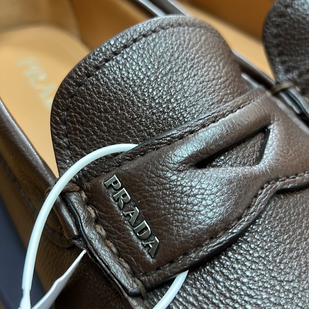 Prada men’s dark brown leather loafers size 9.5 - Picture 10 of 14